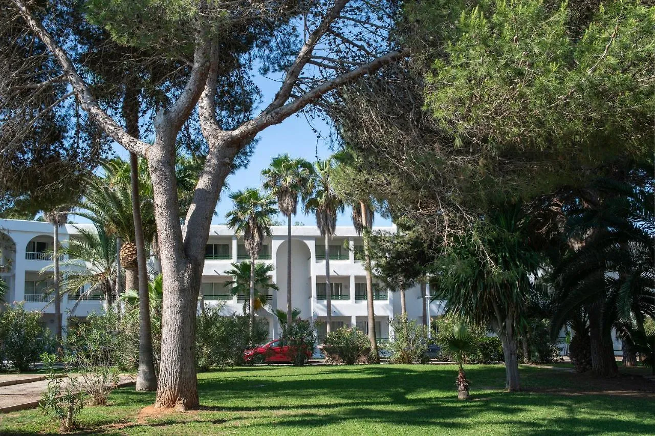 ***  Aparthotel Pierre & Vacances Mallorca Cecilia Пуэрто-Колом Испания